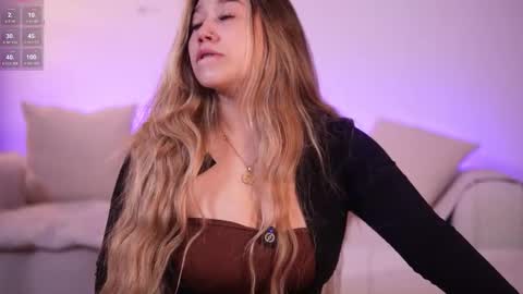 Snapshot of lilith_gray9 chatting on 2, 12, 2025 Lilith Gray online show from 2, 12, 2025