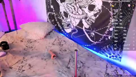 Snapshot of lilith_jovovich chatting on 8, 3, 2025              online show from 8, 3, 2025