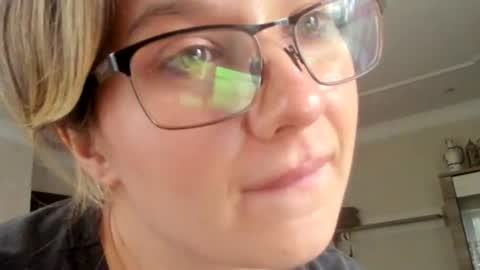 Snapshot of lilith_lutherlow chatting on 9, 7, 2026 lilith online show from 9, 7, 2026