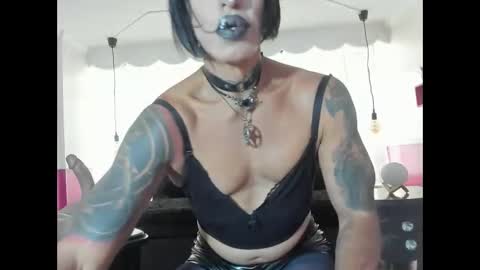 Snapshot of lilith_madame_satan chatting on 8, 3, 2026 lilith_madame_satan online show from 8, 3, 2026