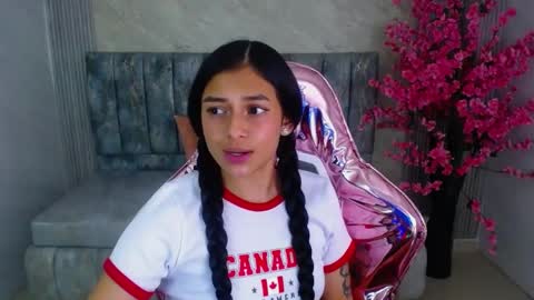 Snapshot of lilith_petit_sub chatting on 16, 1, 2025 Lilith  online show from 16, 1, 2025