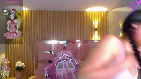 Snapshot of lilith_petit_sub chatting on 12, 3, 2025 Lilith  online show from 12, 3, 2025