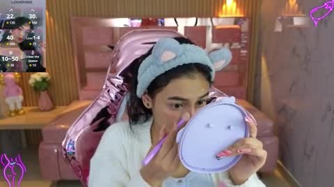 Snapshot of lilith_petit_sub chatting on 11, 10, 2025 Lilith  online show from 11, 10, 2025