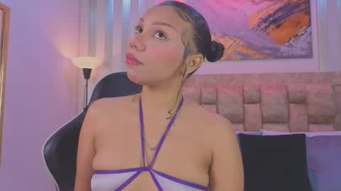Snapshot of lilith_pink__ chatting on 4, 6, 2026 Lilith pink online show from 4, 6, 2026