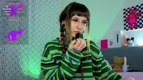 lilith_poison online show from 6, 3, 2026