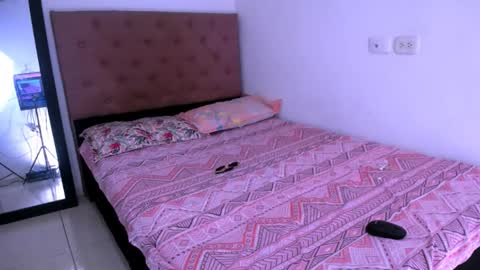 Snapshot of lilith_skinny1 chatting on 13, 12, 2025 Lilith online show from 13, 12, 2025