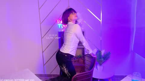 LILITH 200 LIKES   Thursday Clown Costume M online show from 21, 11, 2025