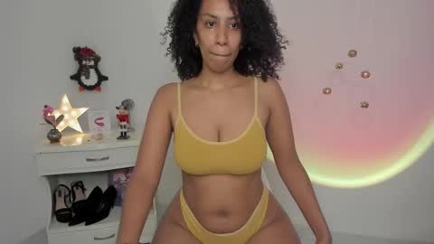 Alejandra  online show from 2, 12, 2025