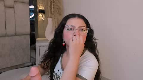 Snapshot of lilithbloom7 chatting on 14, 7, 2026 Welcome to Lilith room online show from 14, 7, 2026