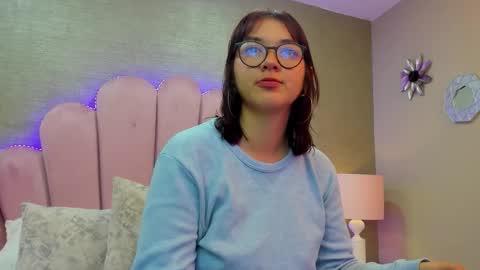 Snapshot of lilithbluum chatting on 21, 3, 2026 LilithBluum online show from 21, 3, 2026