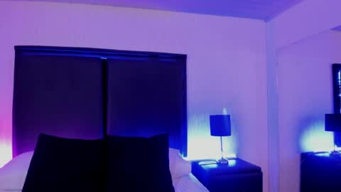 Snapshot of lilithbluum chatting on 14, 4, 2026 LilithBluum online show from 14, 4, 2026