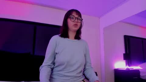 Snapshot of lilithbluum chatting on 24, 4, 2026 LilithBluum online show from 24, 4, 2026