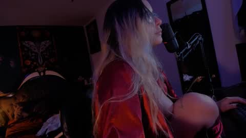 lilithmystic01 online show from 24, 1, 2025