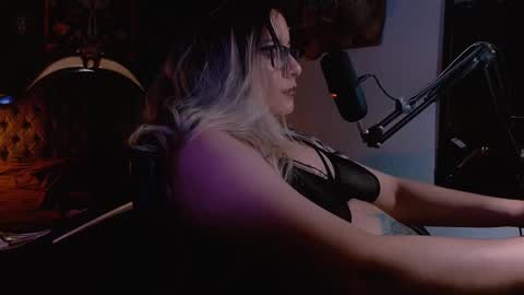 lilithmystic01 online show from 31, 1, 2025