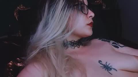 lilithmystic01 online show from 22, 2, 2025