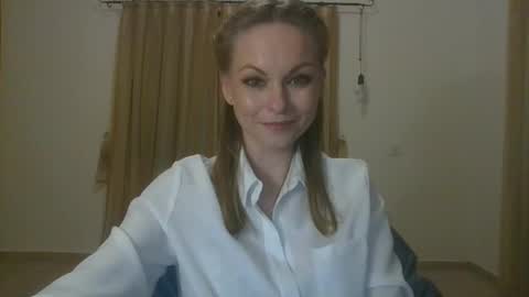 lilithnewdawn online show from 8, 2, 2026