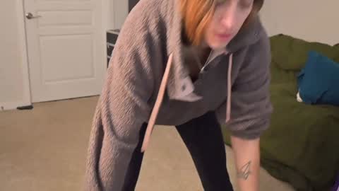 Snapshot of lilithoftrees chatting on 21, 12, 2024 L online show from 21, 12, 2024