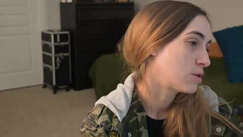 Snapshot of lilithoftrees chatting on 27, 12, 2024 L online show from 27, 12, 2024