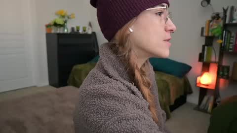 Snapshot of lilithoftrees chatting on 24, 1, 2025 L online show from 24, 1, 2025