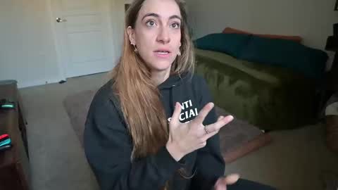 Snapshot of lilithoftrees chatting on 22, 2, 2025 L online show from 22, 2, 2025