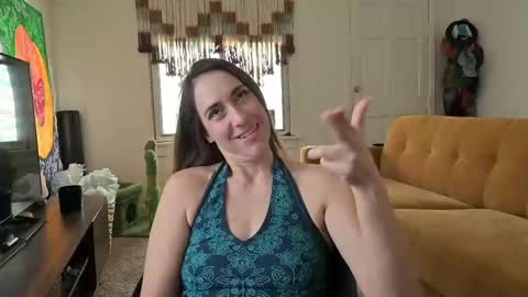 Snapshot of lilithoftrees chatting on 19, 9, 2025 L online show from 19, 9, 2025