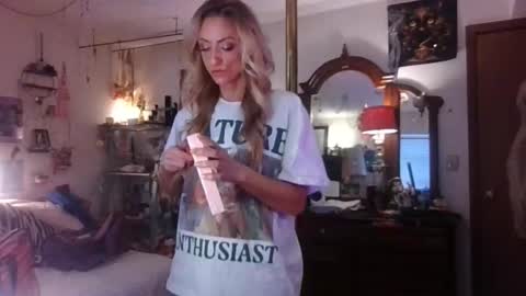 Lilithohfish online show from 5, 1, 2026