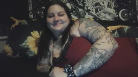 Lillian online show from 25, 11, 2025