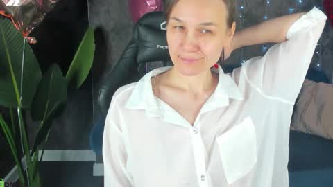 Snapshot of lillian_white1 chatting on 27, 2, 2026 lillian_white1 online show from 27, 2, 2026