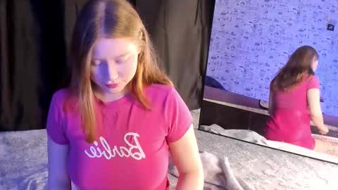 Snapshot of lillie_berry chatting on 5, 10, 2025 lillie_berry online show from 5, 10, 2025