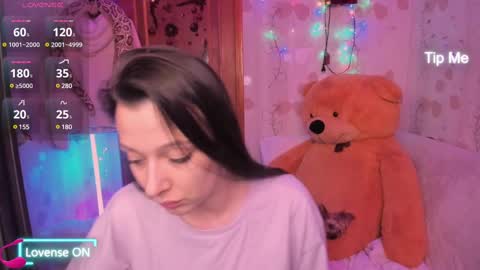 Lilly  online show from 10, 2, 2025