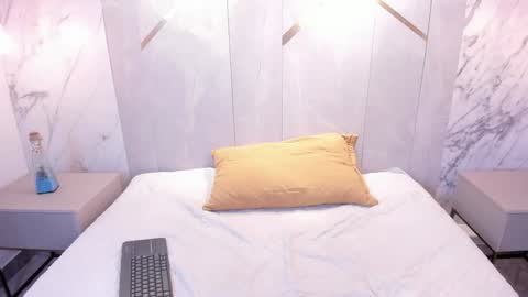 Snapshot of lilly_blear chatting on 5, 2, 2025 lilly online show from 5, 2, 2025