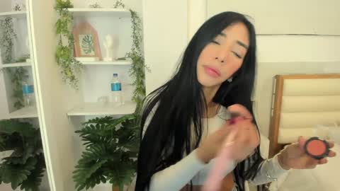 Sweety Lilly Love  online show from 19, 12, 2024