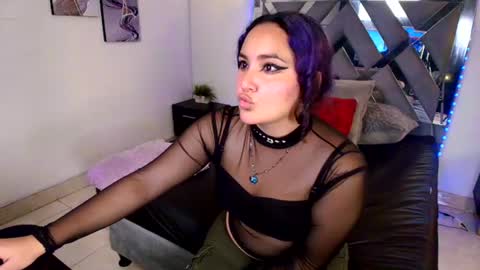   online show from 30, 6, 2026