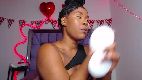 Queen Qos.  online show from 16, 9, 2025