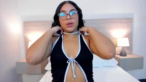 Snapshot of lilly_williamss chatting on 18, 3, 2026 Lilly online show from 18, 3, 2026