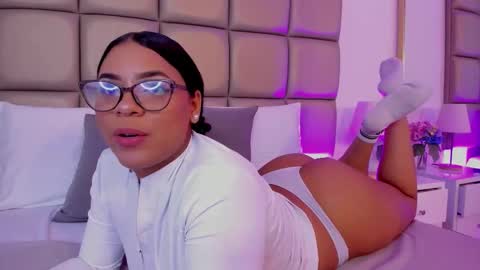 Snapshot of lilly_williamss chatting on 21, 3, 2026 Lilly online show from 21, 3, 2026