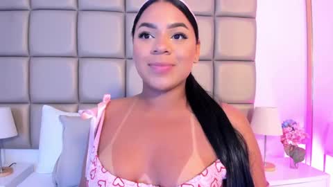 Snapshot of lilly_williamss chatting on 22, 4, 2026 Lilly online show from 22, 4, 2026