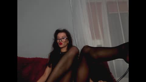 lillyerikson online show from 12, 1, 2025