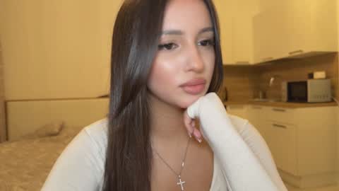 Mia online show from 7, 8, 2026
