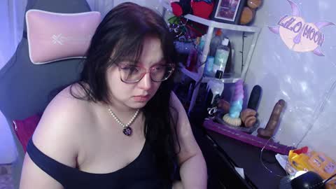 Snapshot of lilomoon69 chatting on 4, 2, 2025 Lilo online show from 4, 2, 2025