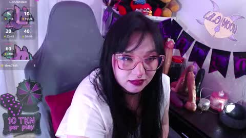 Snapshot of lilomoon69 chatting on 5, 11, 2025 Lilo online show from 5, 11, 2025