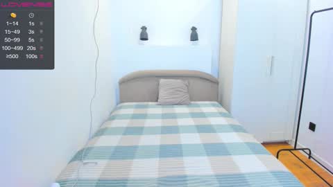 Snapshot of liloneforyou chatting on 24, 10, 2025 Semmy online show from 24, 10, 2025