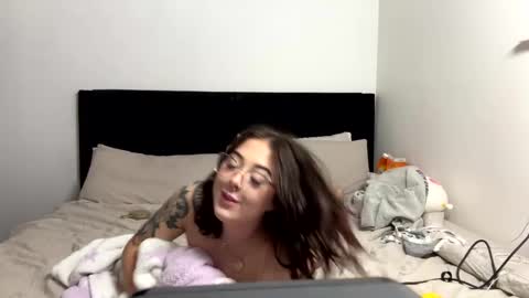 Snapshot of liloshroxy chatting on 24, 2, 2025 Roxy online show from 24, 2, 2025