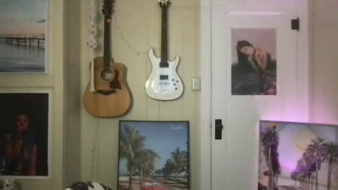 Lilpeachykeenn online show from 27, 12, 2024