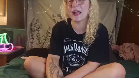 Snapshot of lilpies chatting on 14, 7, 2026 LilPies online show from 14, 7, 2026