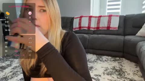 Ava online show from 7, 4, 2026