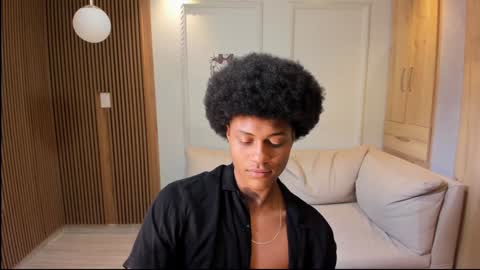 Snapshot of lilr_ chatting on 13, 12, 2024 lilr_ online show from 13, 12, 2024