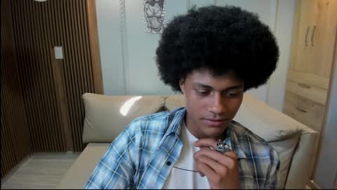 Snapshot of lilr_ chatting on 7, 1, 2025 lilr_ online show from 7, 1, 2025