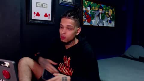 Snapshot of lilray99 chatting on 27, 4, 2026 ONLYFANS online show from 27, 4, 2026