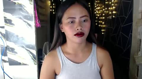 Snapshot of lilsweet_marie chatting on 1, 2, 2026 Lilsweet marie online show from 1, 2, 2026